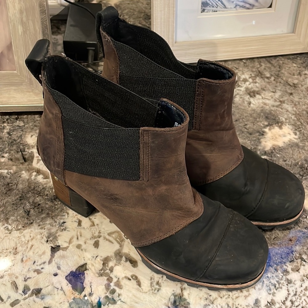 Sorel Brown Boots 8
